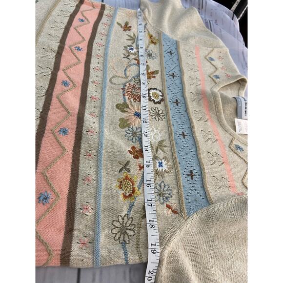 Alfred Dunner Embroidered Sweater Women PM Short Sleeve Crew Neck Floral Grandma - Picture 6 of 11